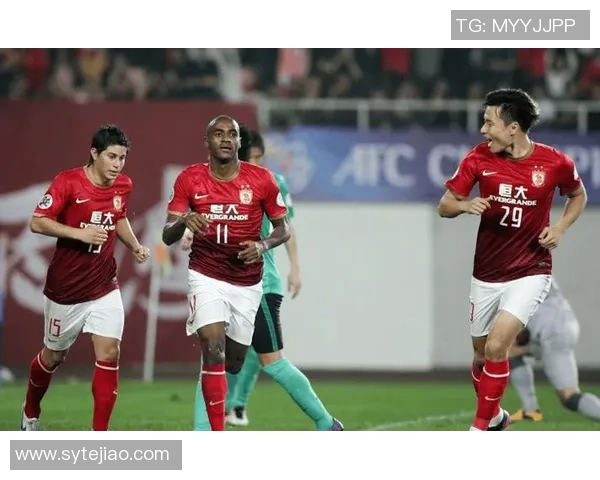 广州足球队以62分领跑挑战赛积分榜展现强劲实力